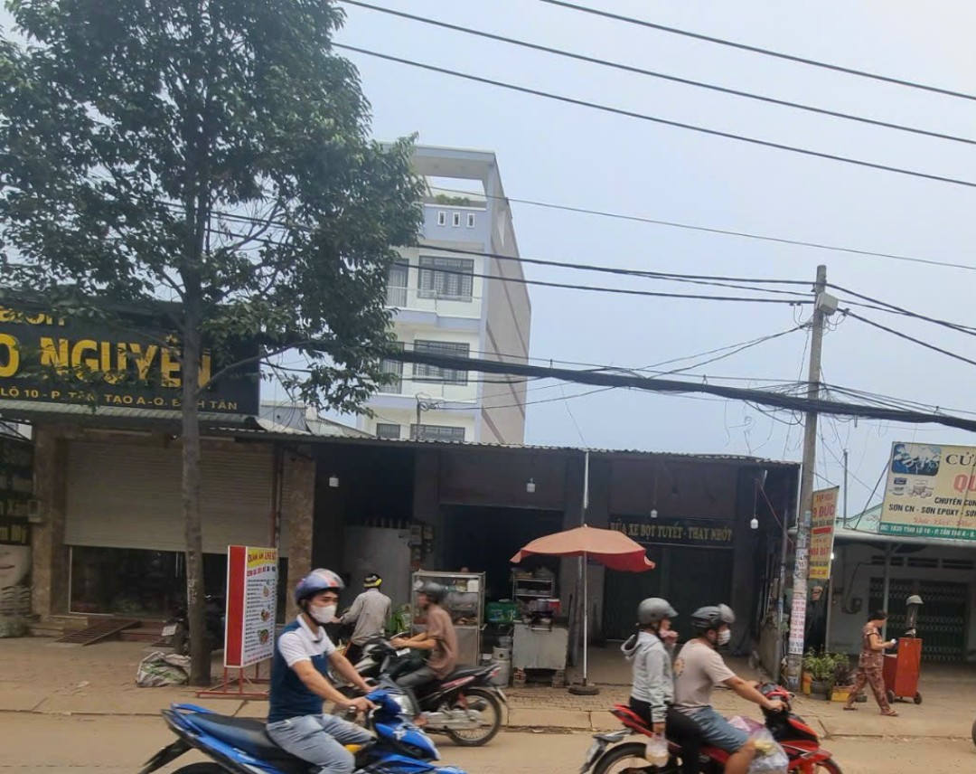 Bán nhà mặt tiền đường Tỉnh Lộ 10 Bình Tân 4x30 đang buôn bán gần chợ,UB phường Tân Tạo.