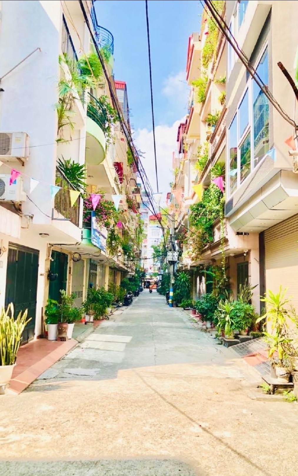 Chính chủ bán Rẻ nhà Phố Võ Thị Sáu, ô tô đỗ, DT rộng, gần hồ, ở sướng, DT 62m2 x 4 tầng, 9.69 tỷ 0929647888