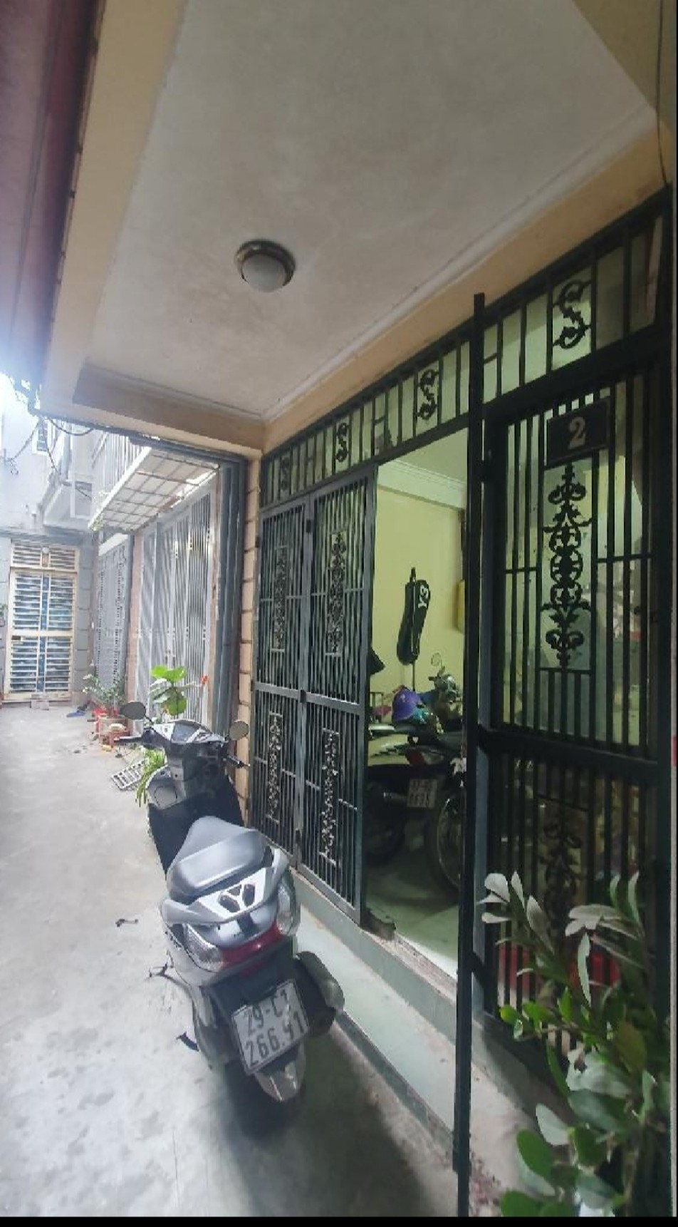 CỰC HIẾM CÁCH MỘT NHÀ RA MẶT PHỐ CỔ NHUẾ GIÁ THƯƠNG LƯỢNG 2,65 TỶ.