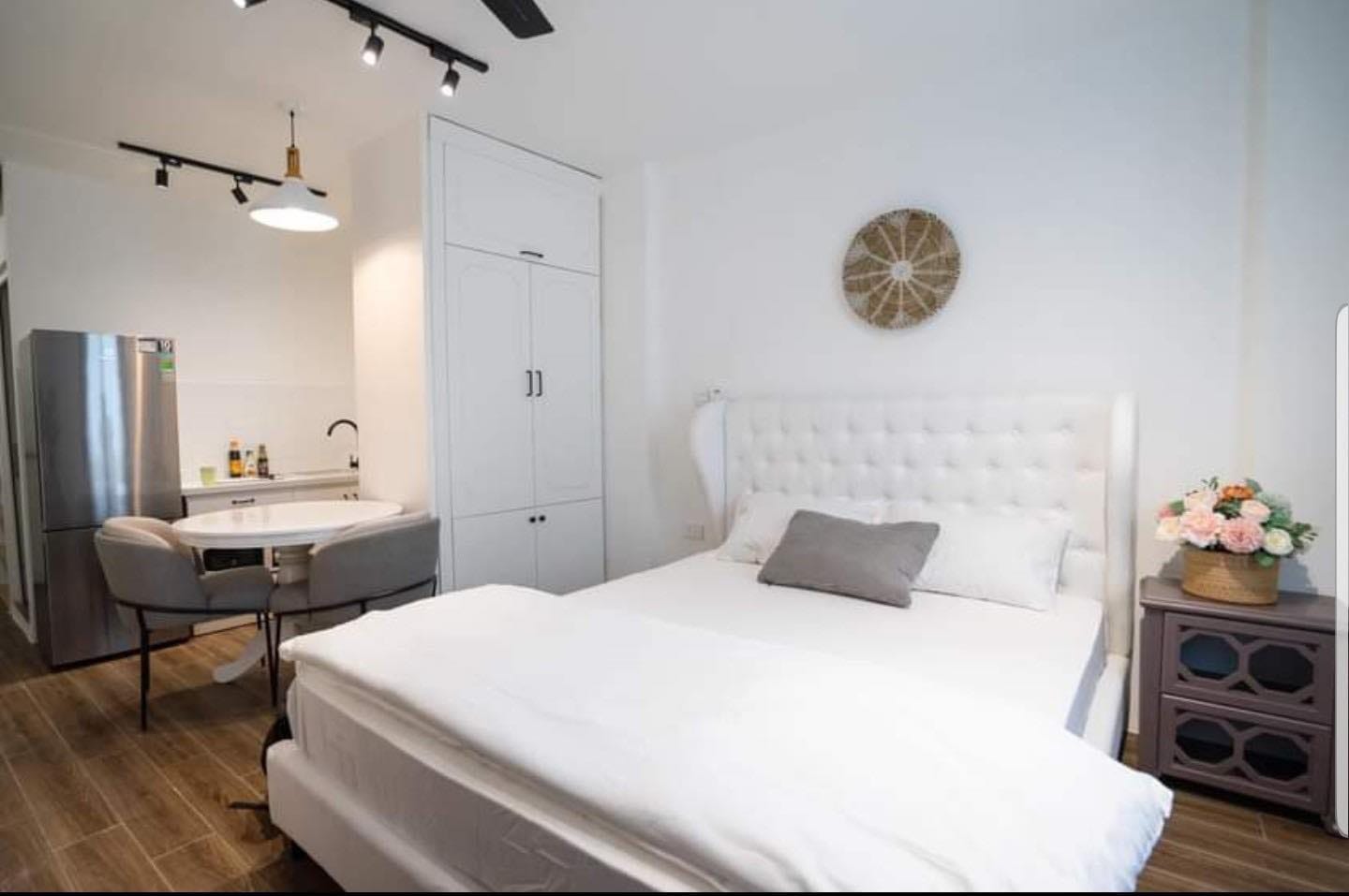 KHÁCH SẠN MẶT PHỐ PHÙNG KHOANG 60m2 - 12.5 Tỷ - CĂN HỘ DÒNG TIỀN 60TR/THÁNG