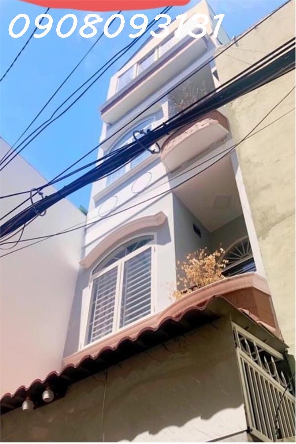 Trần Hữu Trang Phường 11 Phú Nhuận DT : 40m2 - 4 Tầng - 4 PN Giá 6 tỷ 7