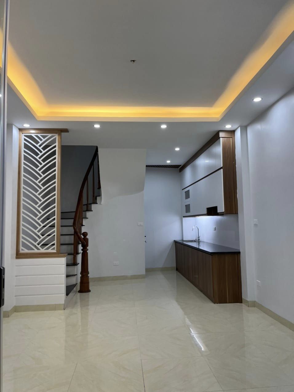 Chung cư mini Cầu Giấy, Hồ Tùng Mậu – 6 tầng – thang máy – 12 phòng – 9.x tỷ