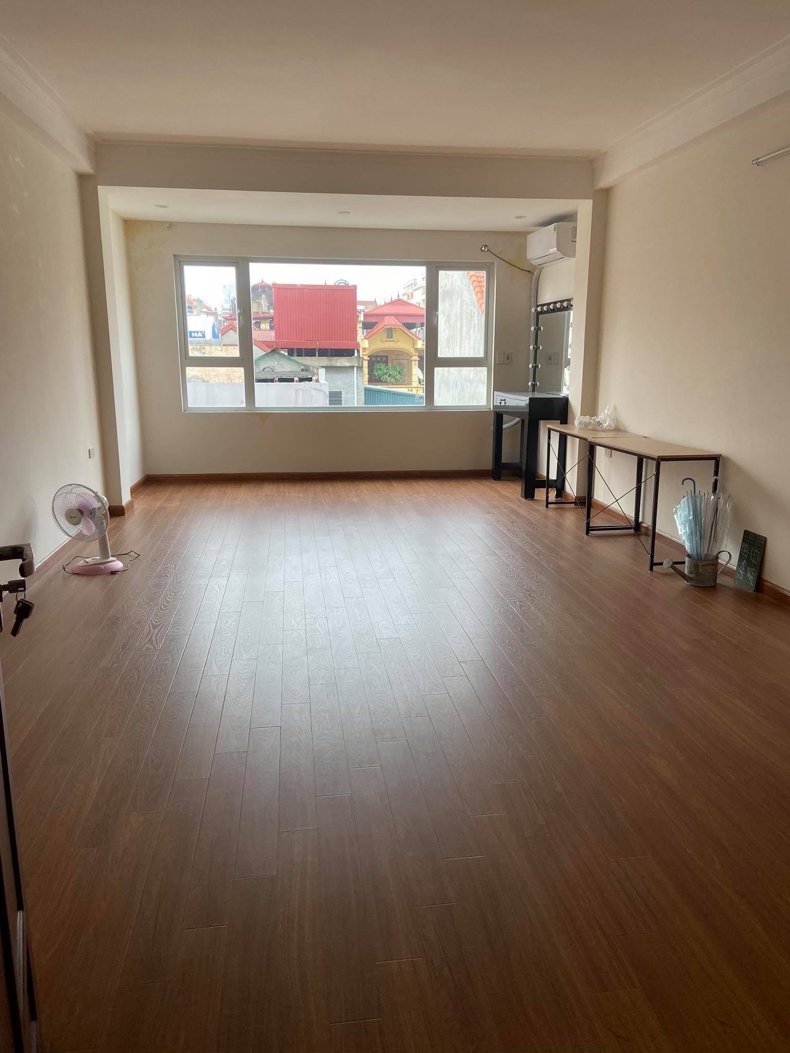 Bán nhà Ngĩa Đô, Cầu Giấy – Phân Lô – Oto – Kinh Doanh – 45m2 – 6t – Nhỉnh 12 tỷ.