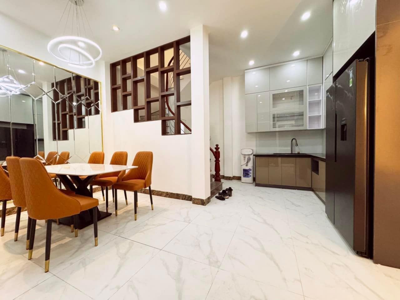 Nhà đẹp đón Tết, Dịch Vọng, Cầu Giấy – 31/34m2 – 6 tầng – Full nội thất !