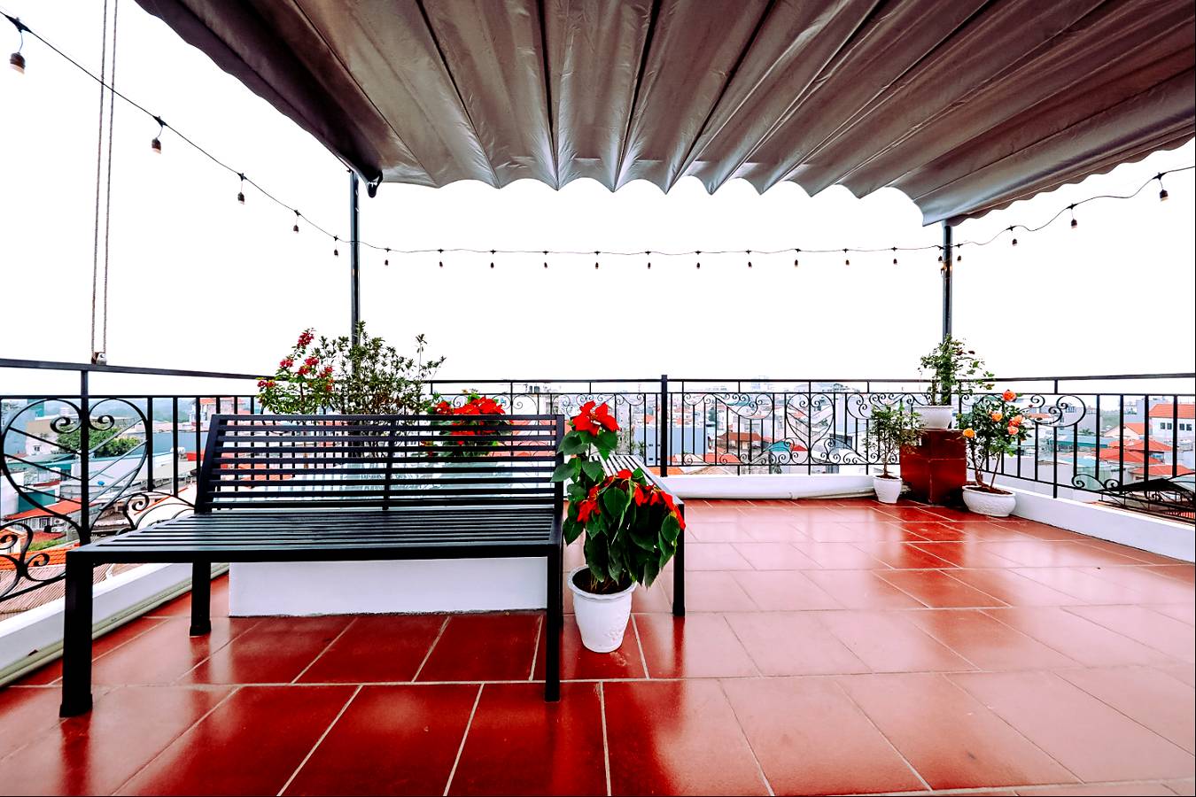 Bán Nhà Riêng Tứ Liên, Ô Tô Đỗ Cửa, Dân Trí, An Ninh Cao, Nhiều Tiện Ích, 45m2 Nhỉnh 8Tỷ