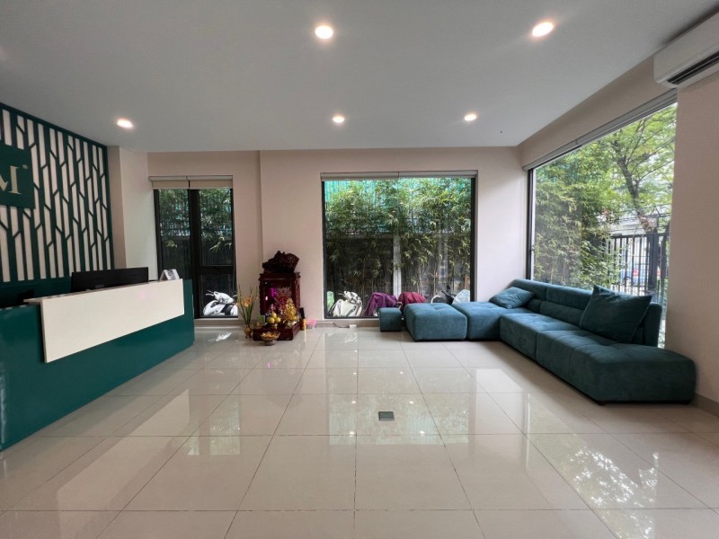 Chính Chủ Nhờ Cho Thuê Nhà kinh doanh mặt phố Bà Triệu, HBT