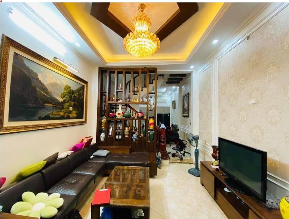 BÁN NHÀ ĐÀM QUANG TRUNG 39 M 5T 3,3 TỶ FULL NỘI THÂT.