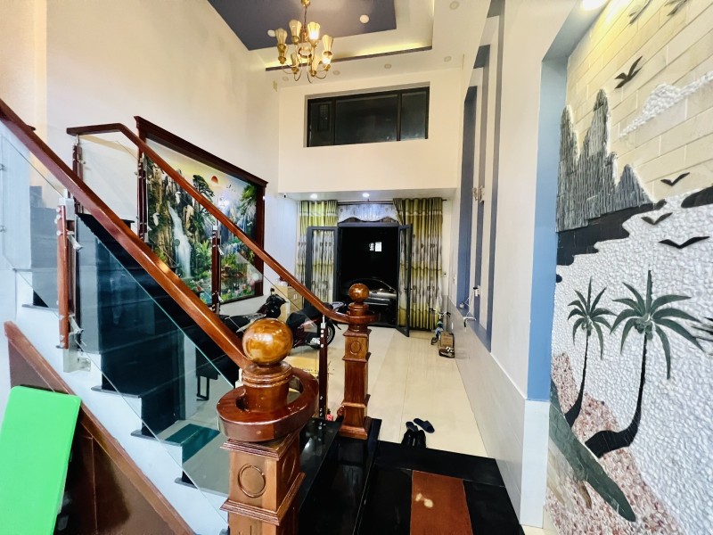 Bán Nhà Dương Quảng Hàm Gò Vấp 45m2 Đủ Công Năng Giá 4 TỶ