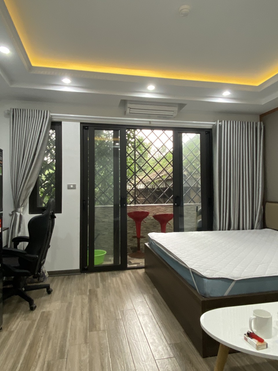 Cho thuê Căn hộ Apartment tại ngõ 193 Trích Sài, Bưởi, Tây Hồ. View hồ bất tận. Chỉ 7tr