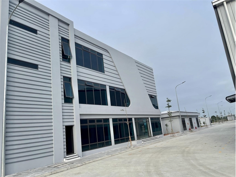 chuyển nhượng nhà xưởng đang SX. Xưởng Mới. có thể bàn giao liền. thu hút công nghệ cao