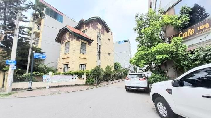 BÁN NHÀ ÁI MỘ 35M 4T MẶT TIỀN 4,95 TỶ NHÀ ĐẸP.