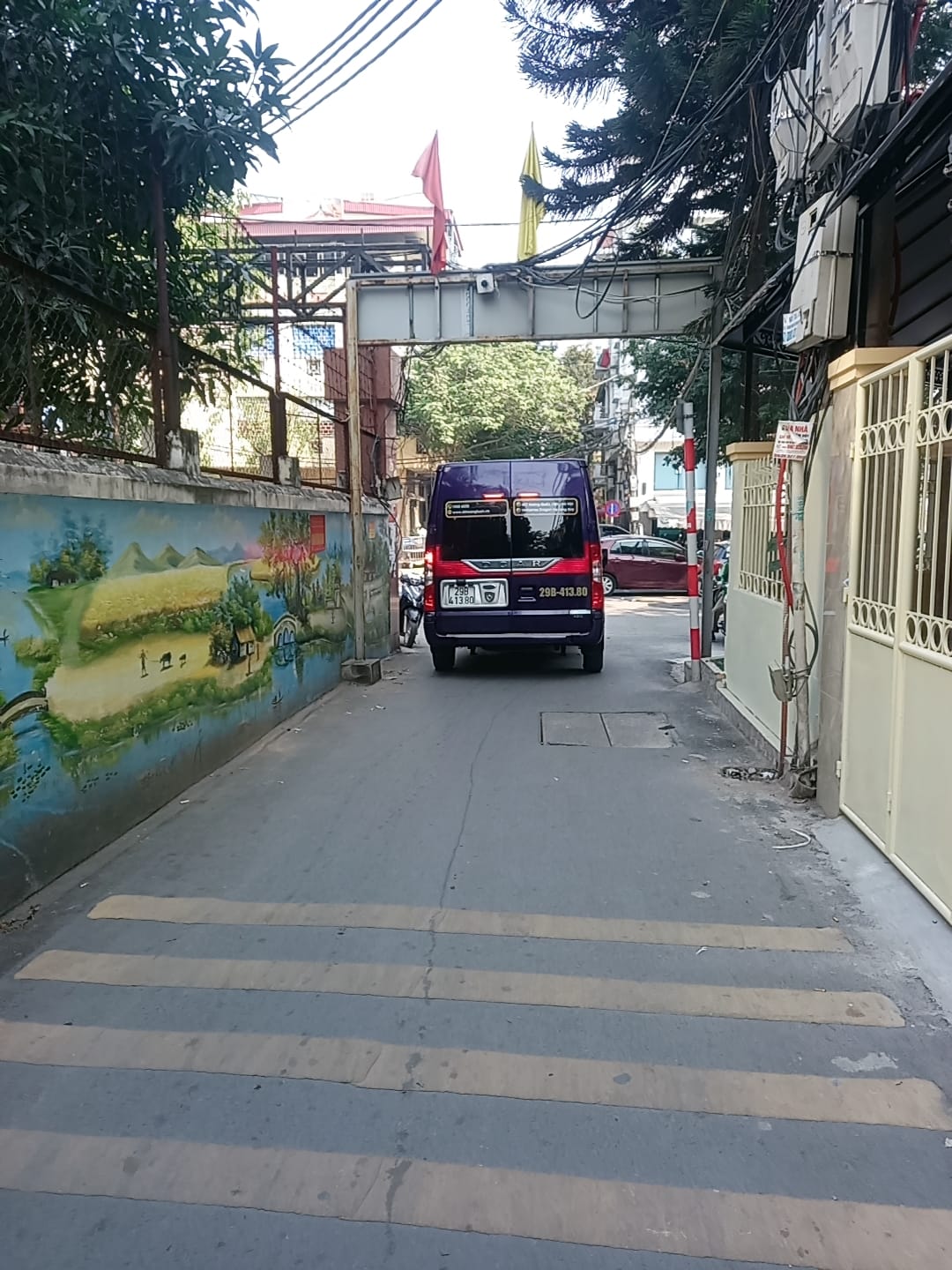 PHÂN LÔ CẦU GIẤY - Ô TÔ TRÁNH - Ô CHỜ THANG MÁY - KD, VP. LH 0968306098