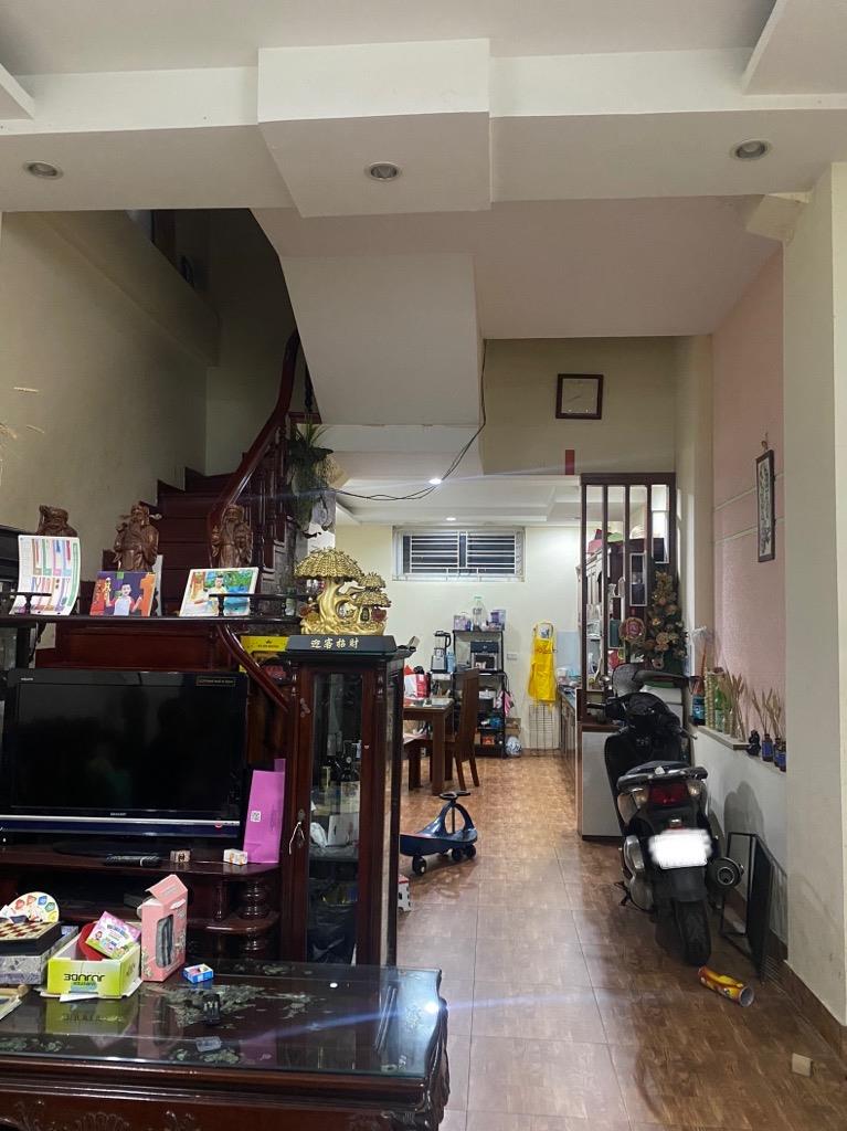 BÁN NHÀ NGỌC THỤY 51M 4T 4,4 TỶ 2 THOÁNG, GỌI NGAY LÀ CÒN.