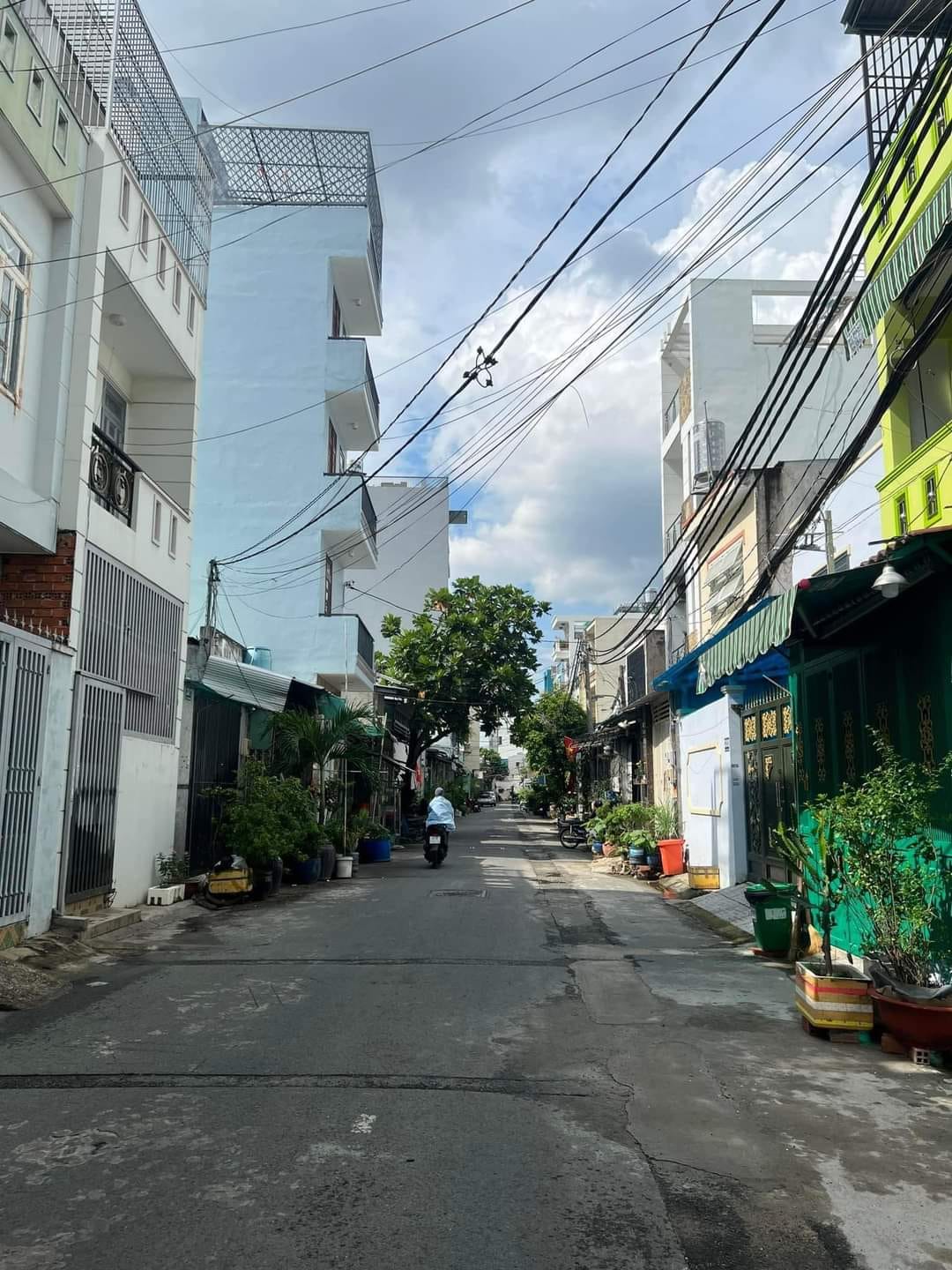 BÁN LÔ ĐẤT ĐẸP - LÊ VĂN QUỚI - BÌNH TÂN - 5MX17.2M - ĐƯỜNG 7M THẲNG 1 TRỤC