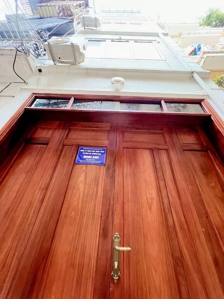 GIA ĐÌNH CHUYỂN QUA ĐỊNH CƯ Ở NƯỚC NGOÀI CẦN BÁN NHÀ PHỐ ÂU CƠ QUẬN TÂY HỒ DT:40M2 THIẾT KẾ 5 TẦNG DT:40M2 - MT:3.5M 3