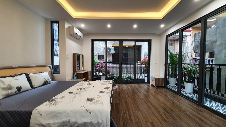 Bán nhà phố Lương Khánh Thiện, 52m x 5 tầng, gara, kinh doanh, nhỉnh 7 tỷ