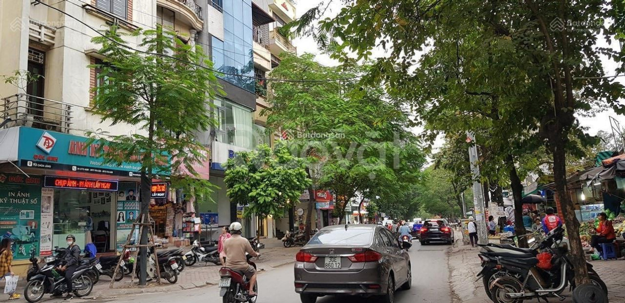 LÔ GÓC_Ô tô, KD. NHÀ BÁN 5 TẦNG Phố Chùa Láng, Đống Đa, Diejê tích 52/62m2, Giá 8.8 Tỷ