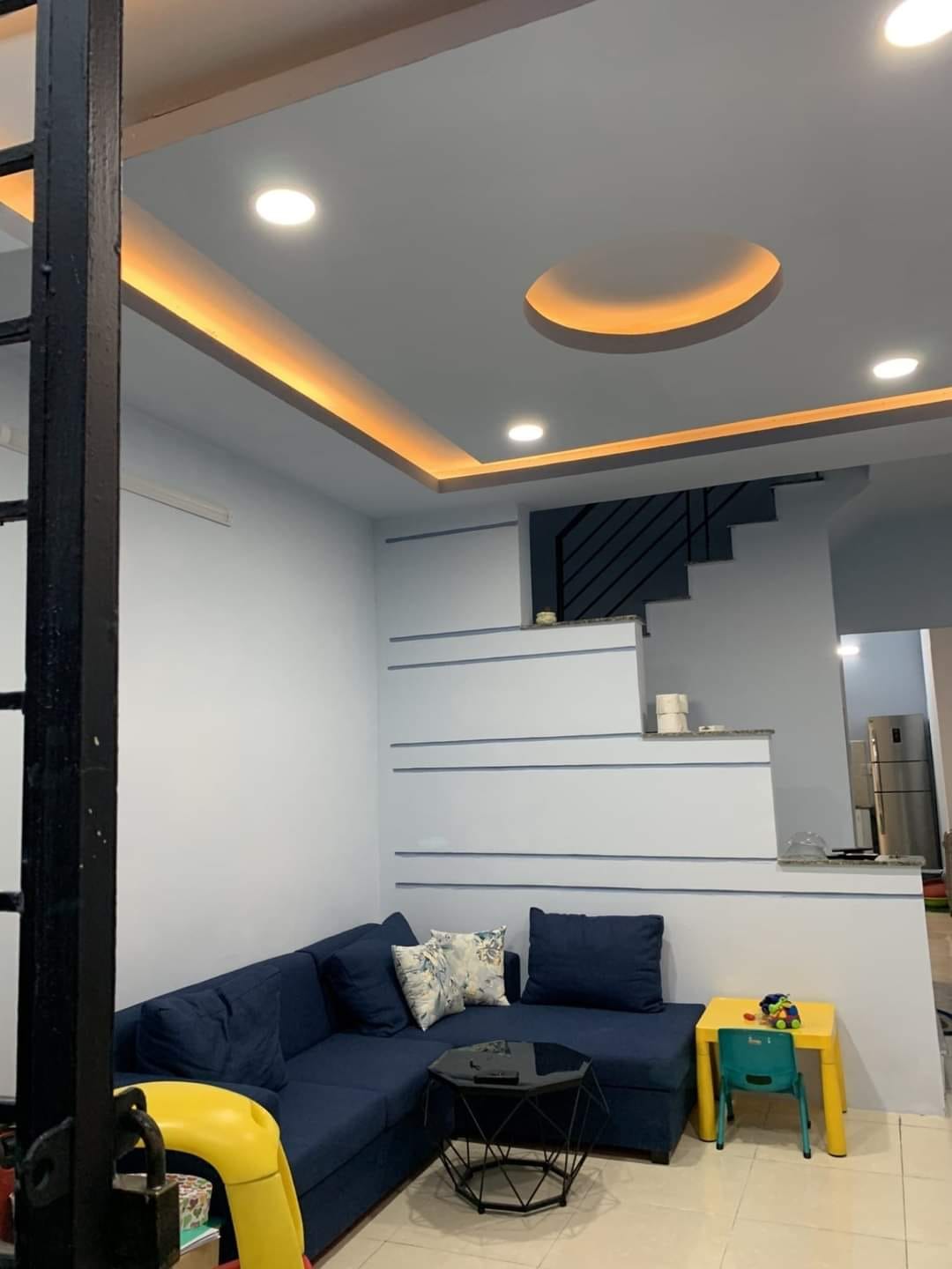 5/12/23 Giảm 1 tỷ : BÁN NHÀ - LẠC LONG QUÂN - TÂN BÌNH - 57M2 - CHỈ 4,4 TỶ - 2 TẦNG Ở NGAY