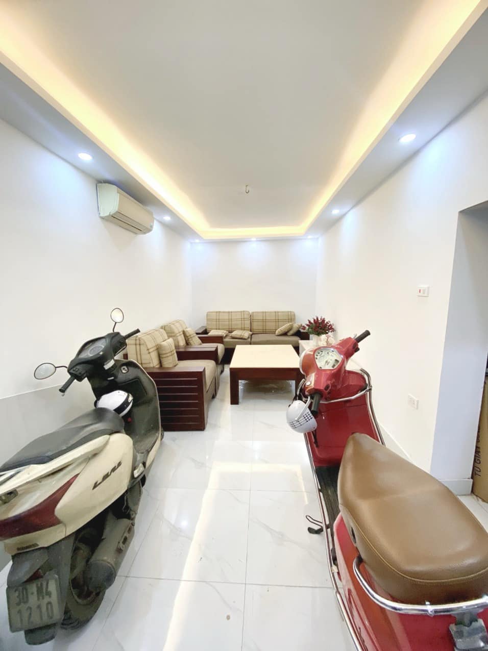 Bán nhà ngõ Thổ quan, Khâm Thiên, gần ô tô, ở ngay 4 tầng 29m2 giá 2.85 tỷ