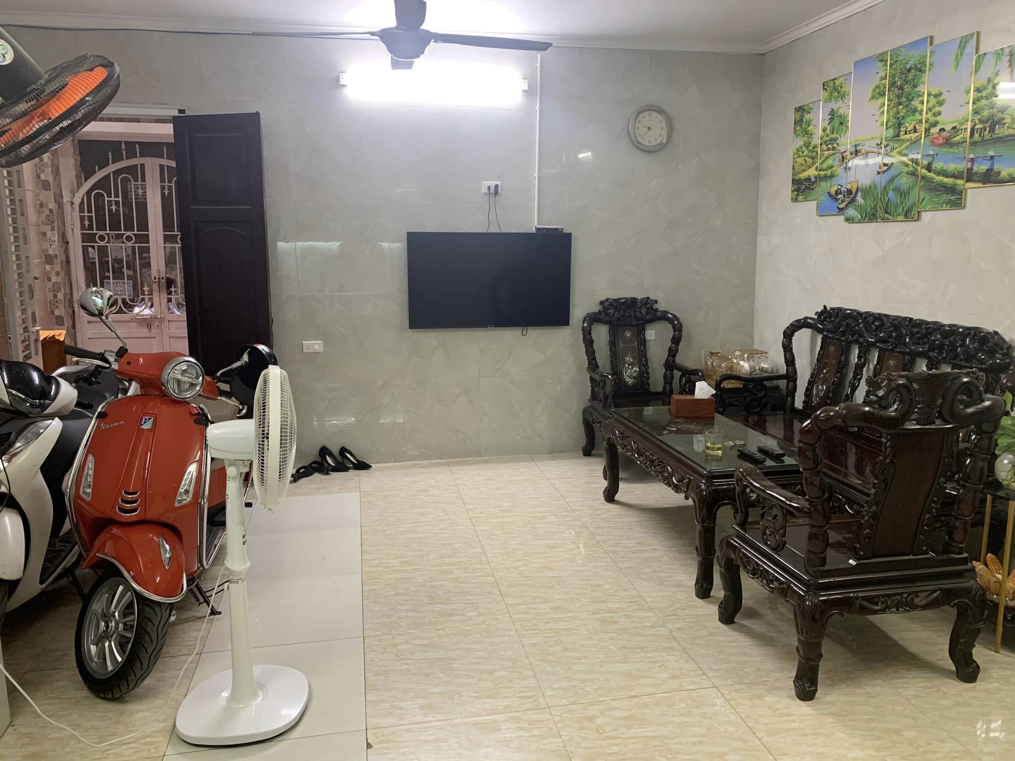 Bán nhà phố Nguyễn Lương Bằng, Đống Đa, ở ngay 3 tầng 38m2 giá 4.2 tỷ