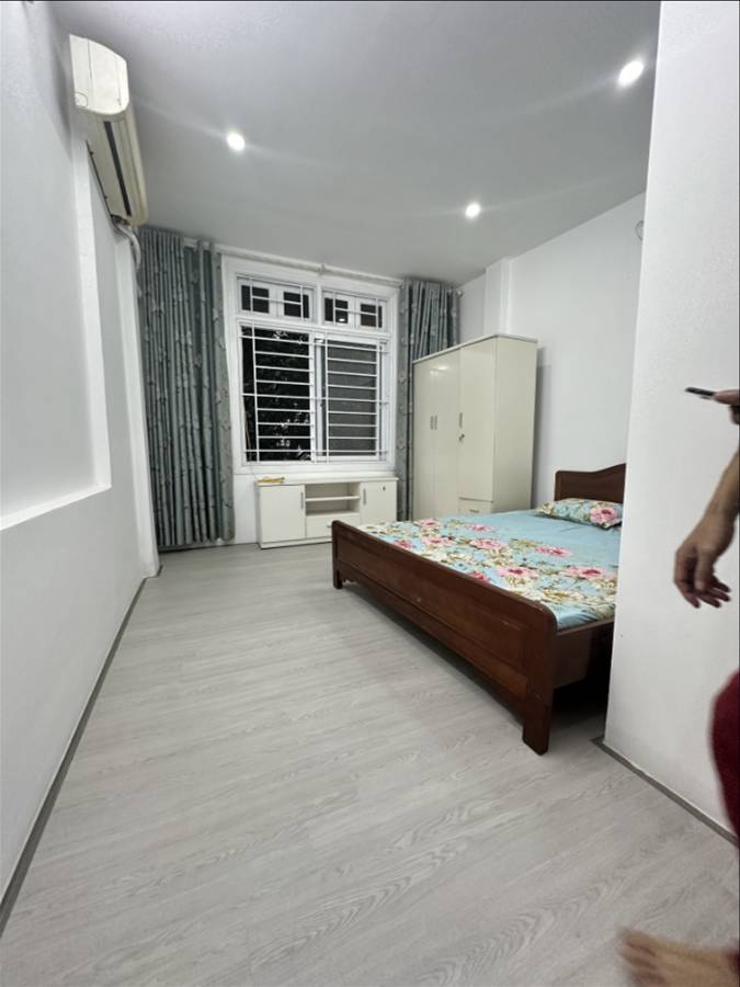 BÁN GẤP NHÀ PHỐ CHÍNH KINH, THANH XUÂN 30M, 6 TẦNG CHỈ 3 TỶ 2 Ô TÔ ĐỖ CỔNG