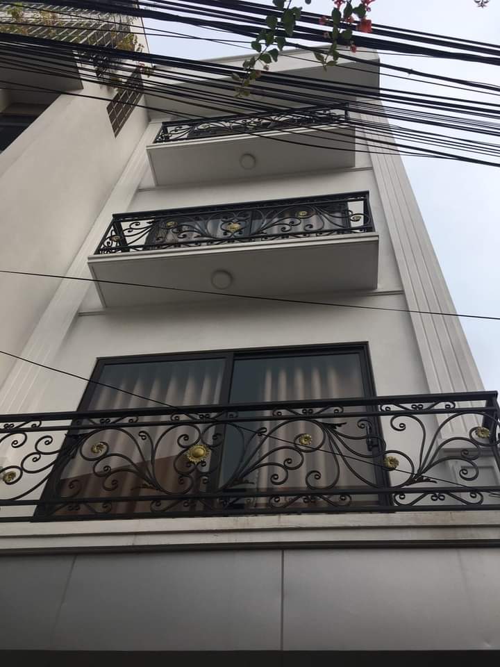 Bán nhà mới đẹp Ỷ La, Dương Nội, Hà Đông. Diện tích: 46.2m² Nhà xây: 5 tầng. Mặt tiền: 4.2m Giá: 5.1 tỷ