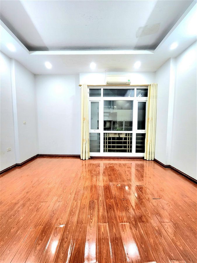 Bán Nhà Phố Trịnh Công Sơn Quận Tây Hồ. 44m Xây 6 Tầng Mặt tiền 4.2m Nhỉnh 11 Tỷ. Cam Kết Ảnh Thật Mô Tả Chính Xác. Chủ