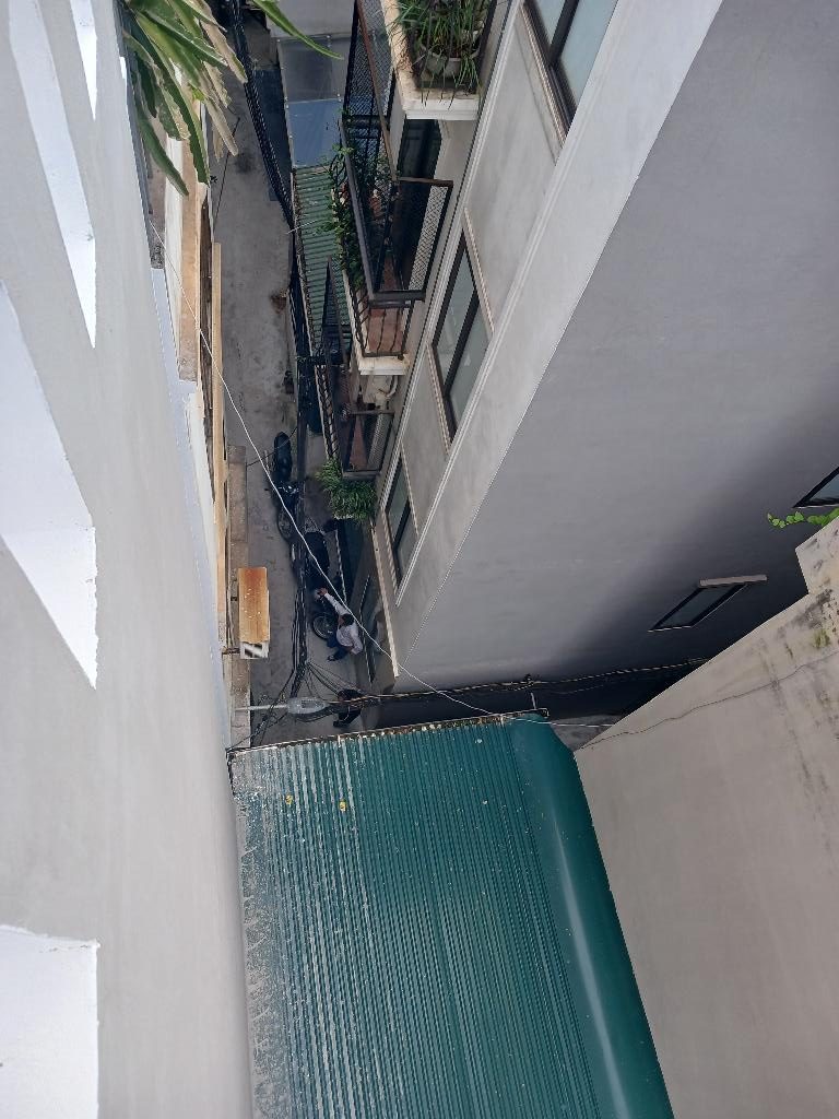 Bán nhà phố CỔ LINH,siêu phẩm giữa trung tâm, 38m, 5 tầng, mt 4m, giá 2,9 tỷ. Gần AEON MALL LONG BIÊN.