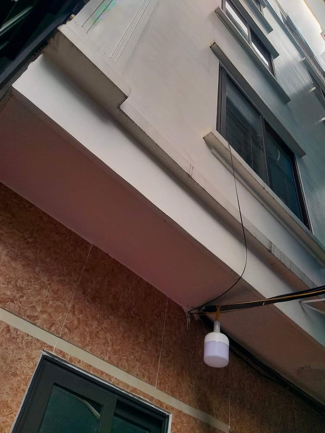 Cần bán gấp trước tết nhà Phan Đình Giót mặt tiền khủng gần chợ sát phố ở luôn, 34m 5T 3.89 tỷ.