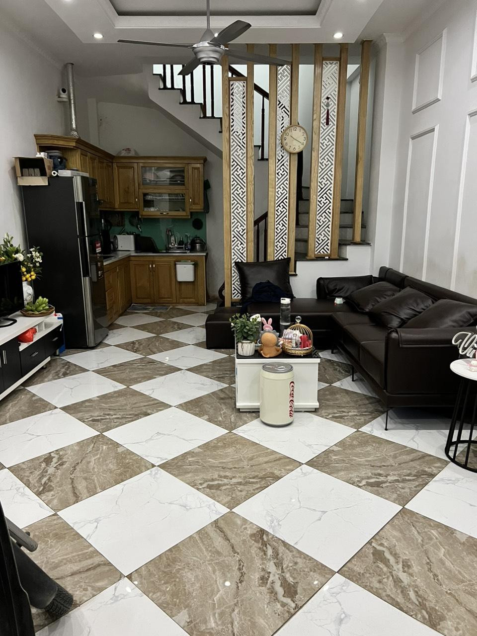 Bán nhà Khuyến Lương, Hoàng Mai, ô tô đỗ cửa vào nhà, 5 tầng mới ở ngay, giá chỉ 4 tỷ 500