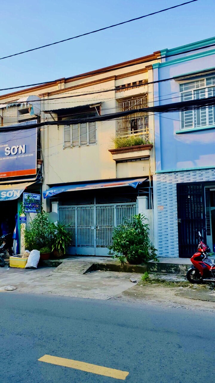 Bán nhà mặt tiền đường Tô Hiệu,DT:5x16m đúc 1 lầu , giá 9.8 tỷ