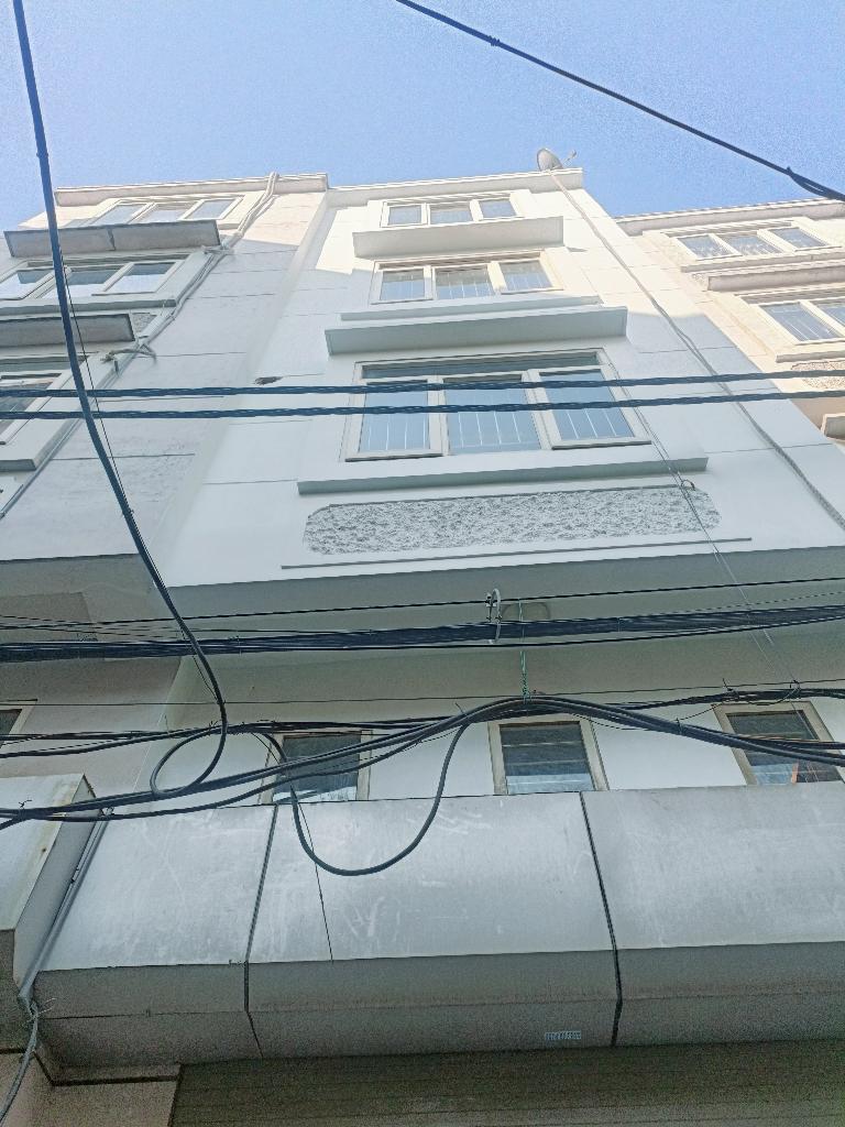 PLÔ Ô TÔ VÀO NHÀ 30M RA MẶT PHỐ GIẢI PHÓNG, SÁT HỒ, KINH DOANH 50M2X5T