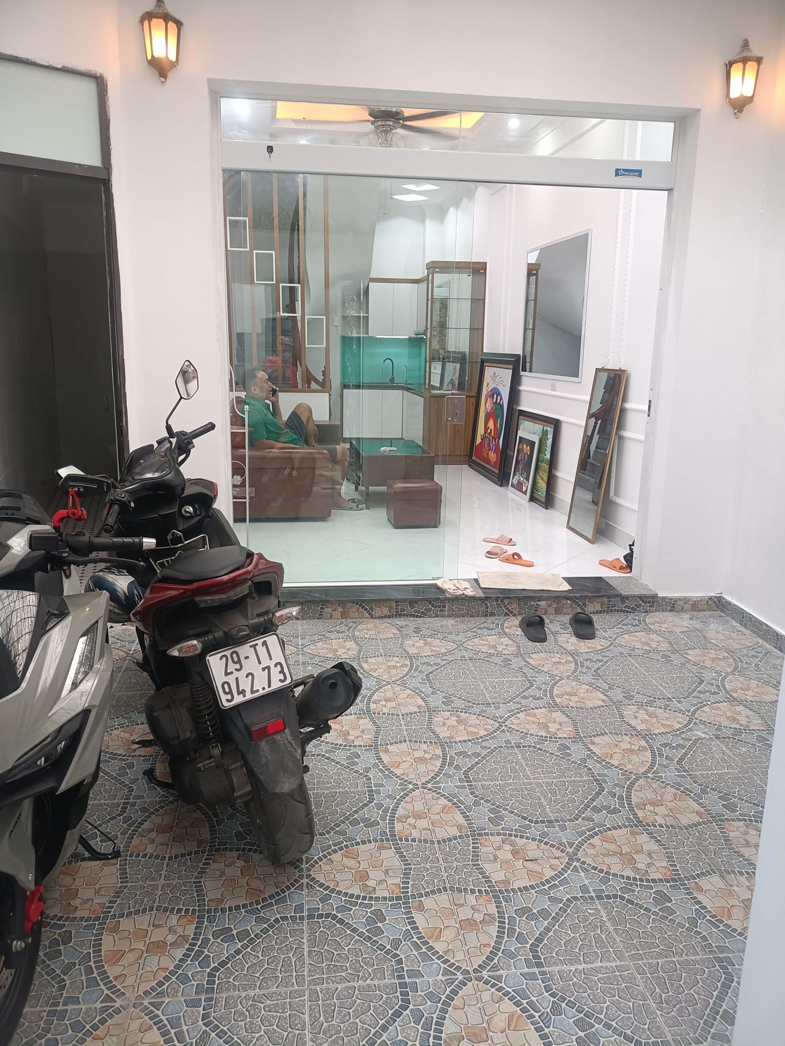 41M2_BẠCH MAI_CHÙA LIÊN PHÁI_NHÀ ĐẸP CÓ SÂN ĐỂ XE RỘNG_GIÁ 3.6 TỶ