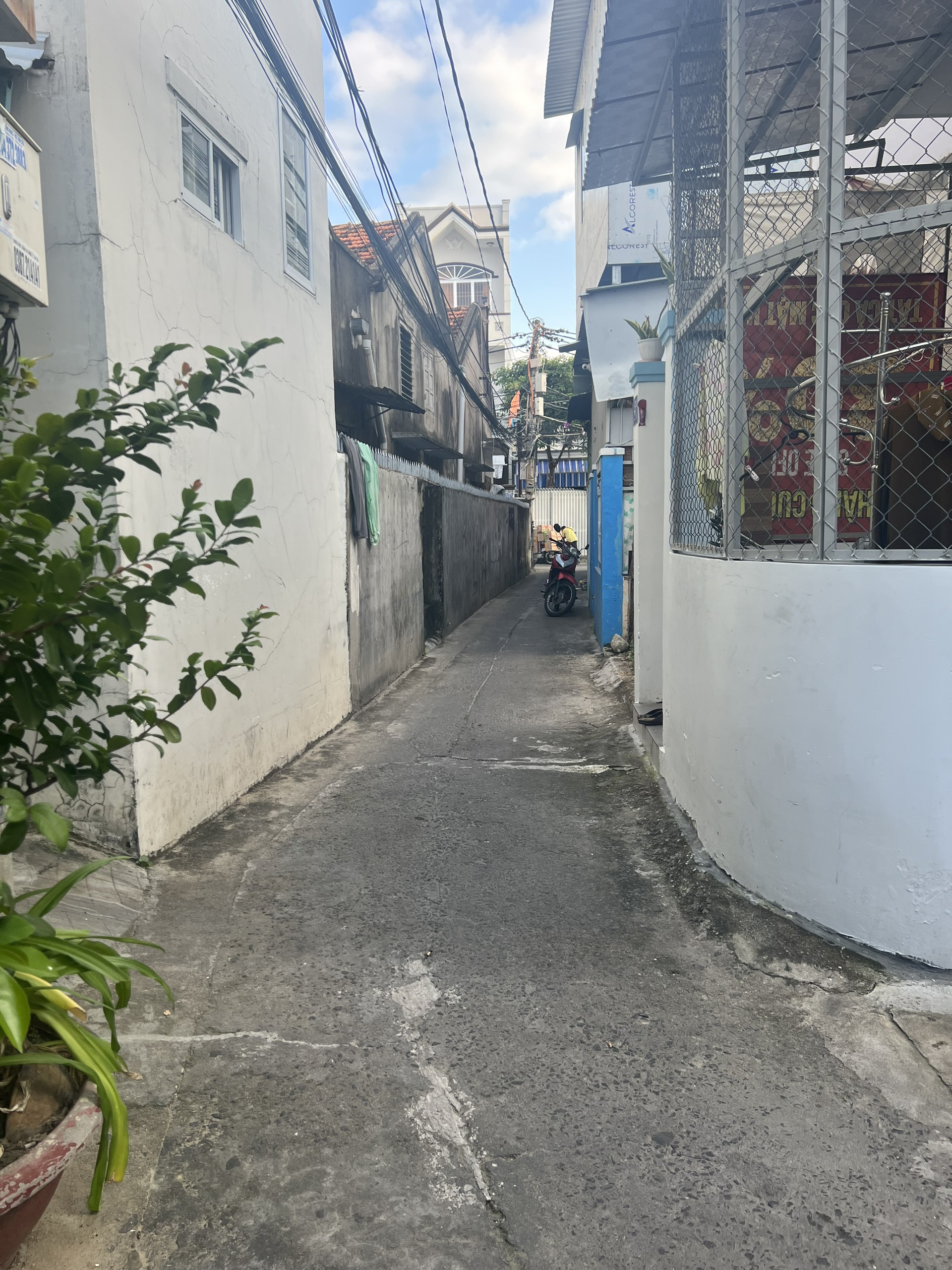 Bán nhà hẽm trung tâm tp Nha Trang cách biển 5p 54m2 giá 1 tỷ 550 call O79-53.53.53O