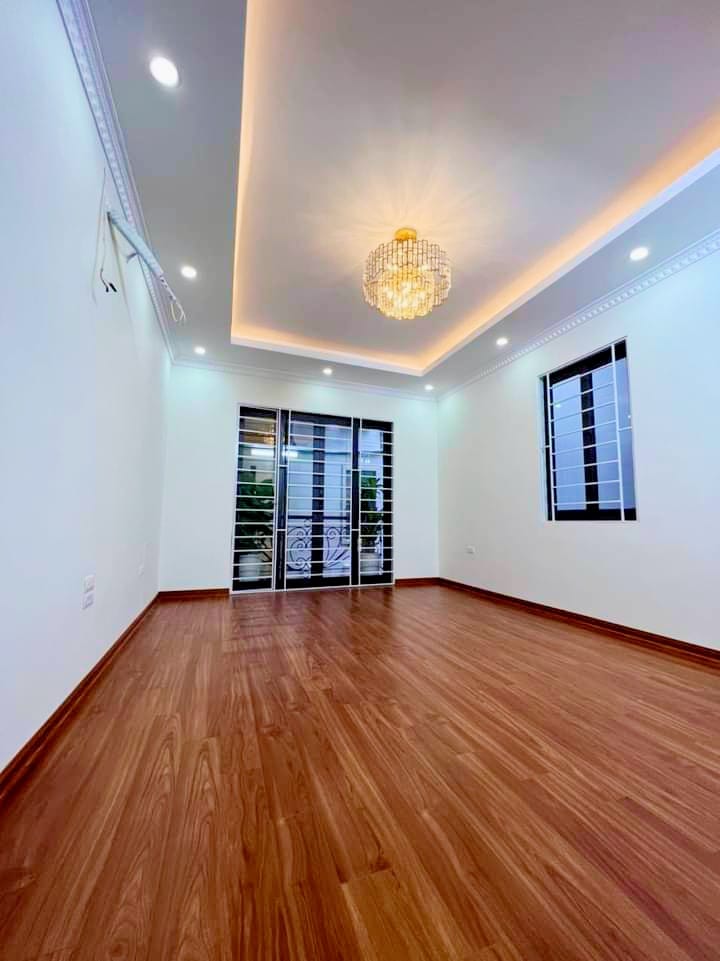 GIA ĐÌNH CẦN BÁN NHÀ ĐẸP 5 TẦNG Ở NGAY - 2 MẶT THOÁNG TRƯỚC SAU - ĐẦY ĐỦ CÔNG NĂNG - CÁCH ÔTÔ ĐẬU ĐỖ 10M RA MẶT PHỐ ÂU