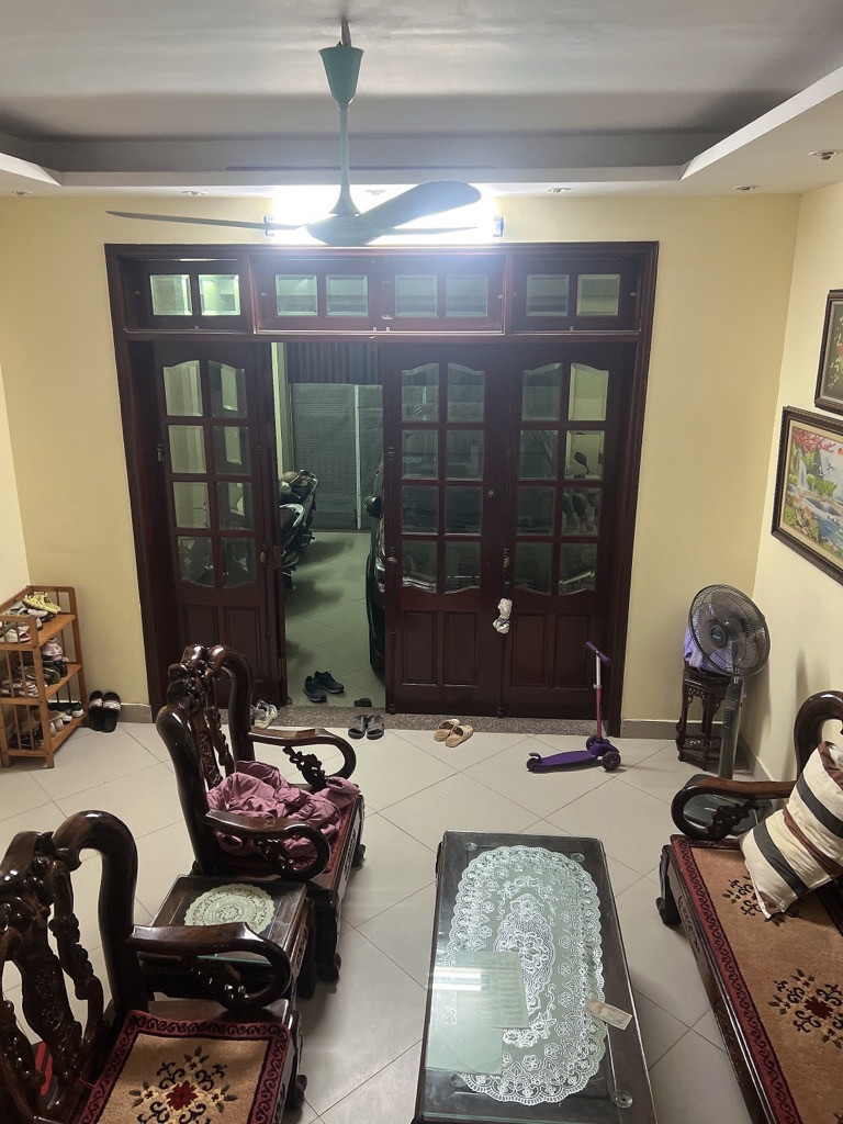 Cần bán nhà đường Nguyễn Khuyến, Văn Quán Hà Đông 80m2x5T, 4.5MT, Giá nhỉnh 15 tỷ