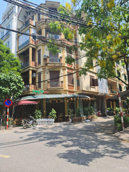 Bán nhà Nguyễn Khánh Toàn, lô góc, 63m, mt 10m, kd, ô tô, 22 tỷ có tl, 0974687037