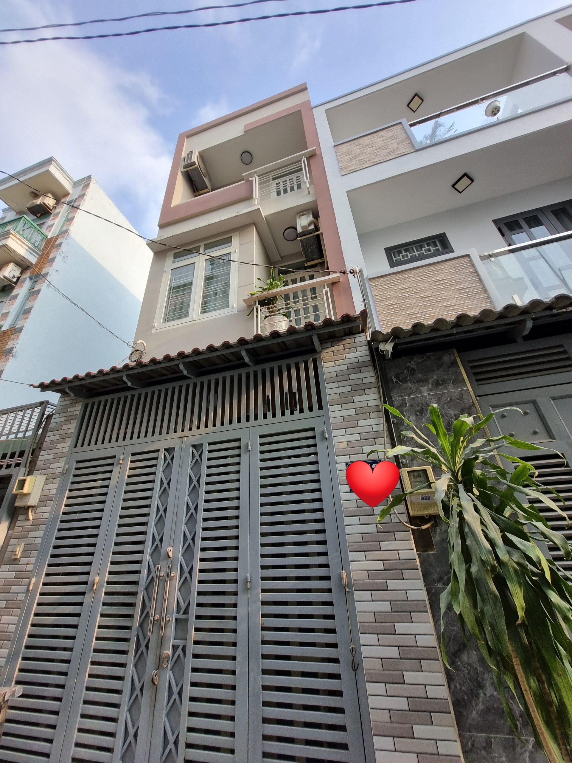 bán nhà HXH 1 sẹc sát MT Nguyễn Duy Cung-phường 12 Gò Vấp gần 50m2 - 3 tầng chỉ 4 tỷ hơn