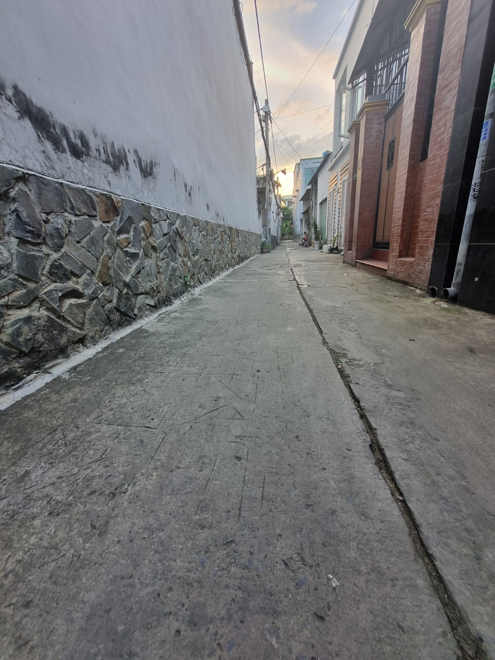 bán nhà ngay HXH-Nguyễn Oanh - Hà Huy Giáp-Thạnh Lộc Quận 12 - 55m2 chỉ 3 tỷ hơn