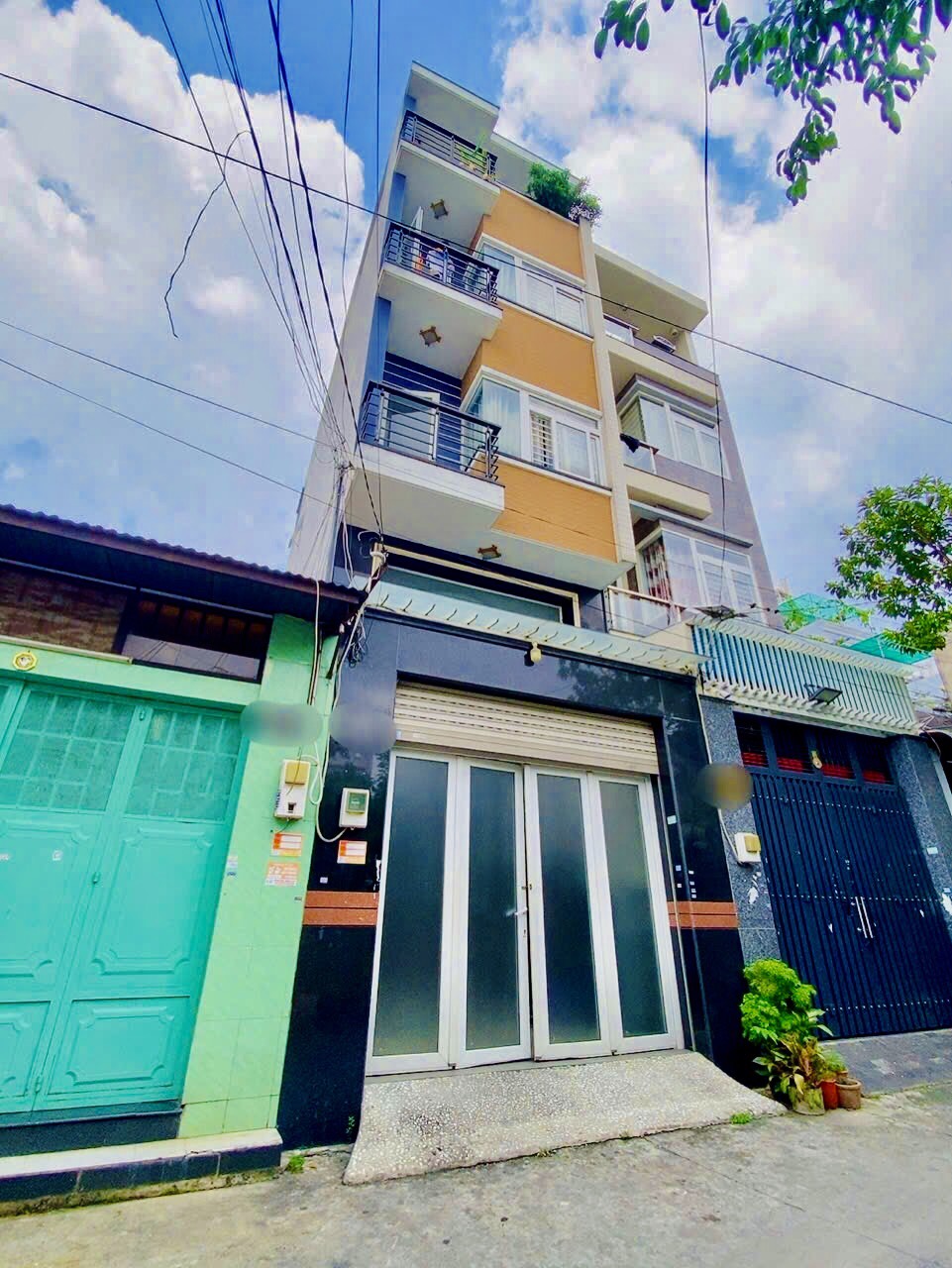 Bán nhà hẻm xe hơi 6m đường Tân Qúy,DT:4x16m đúc 3 lầu nhà mới giá 7.5 tỷ