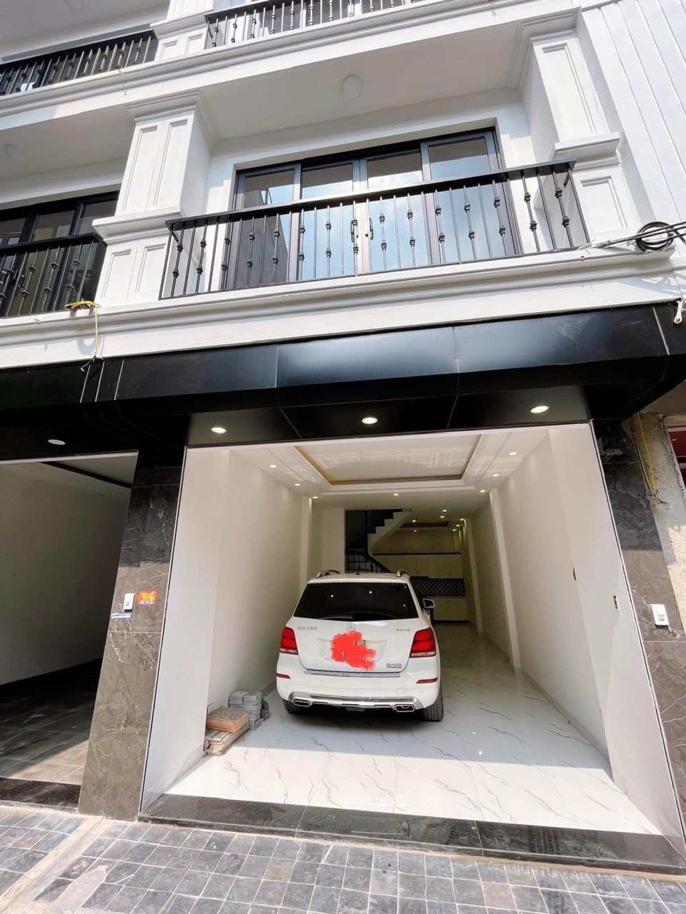 Nhà Phân Lô Ô tô ngủ Long biên nhỉnh 6 tỷ, xây mới 5 tầng, mặt tiền lý tưởng hơn 5m