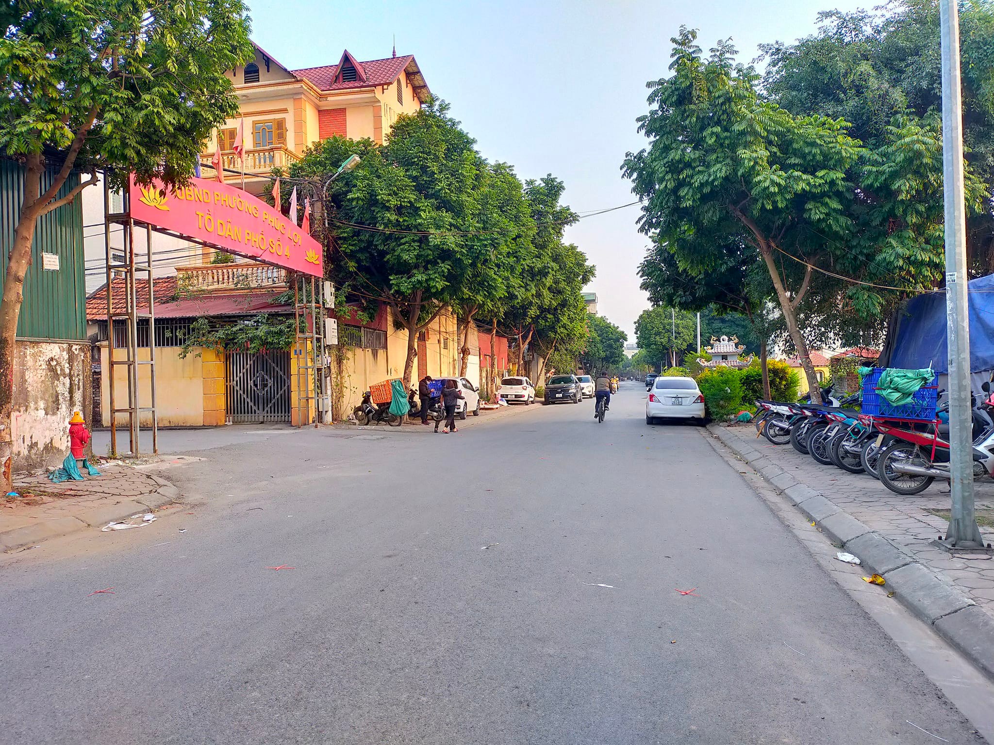 Bán GẤP! Giá SỐC! chỉ 40tr/m2 Đất Phúc Lợi, ô tô cách 20m, DT 50m2, MT 4m, giá 2 tỷ.