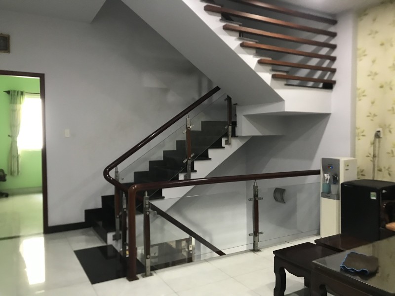 Bán Nhà Phạm Huy Thông Gò Vấp 70m2 4 Tầng Giá 6 Tỷ 7 Hẻm Xe Hơi 8m