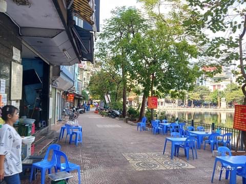 Quá rẻ. Bán đất tặng nhà mặt hồ đội cấn, view hồ, kinh doanh, 60m chỉ hơn 17 tỷ