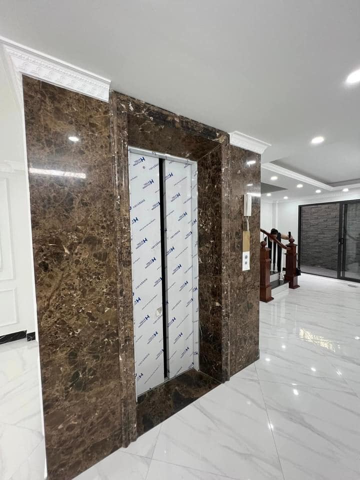 Bán nhà phân lô phố Kim Ngưu , 55m2 x 5 tầng,Lô Góc, Tháng Máy , Gara ô tô, giá 8 tỷ