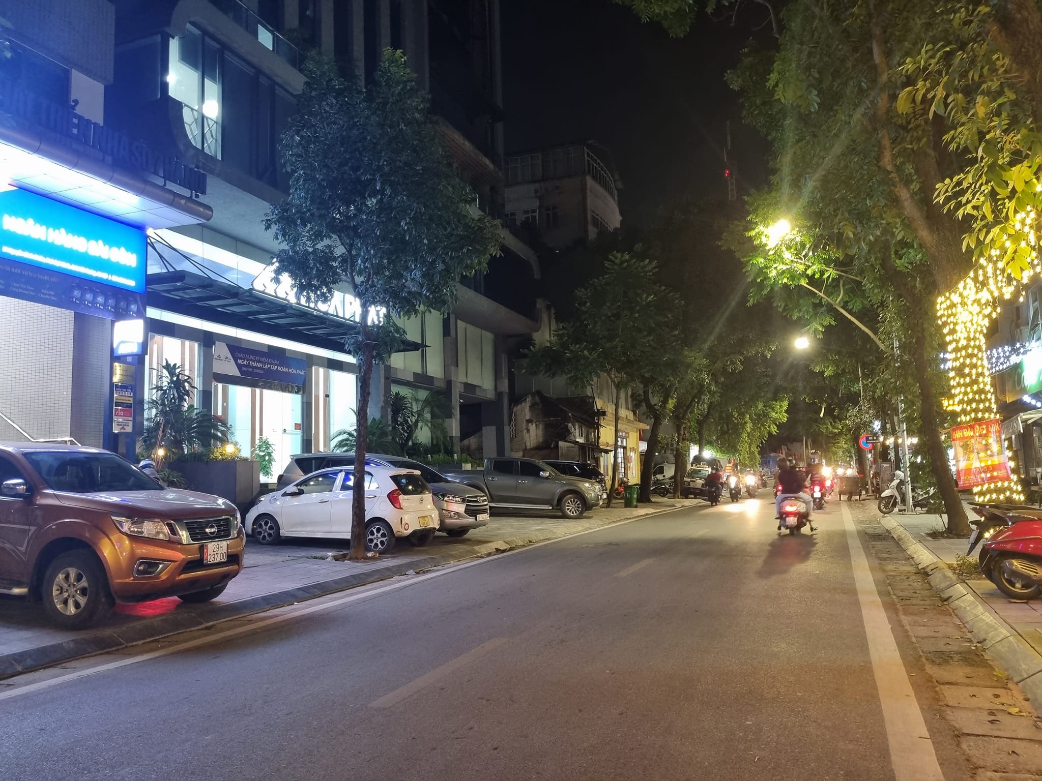 Nhà Nguyễn Đình Chiểu, 42m2, 4T, MT8.5m, 14.8 tỷ, ô tô, KD đỉnh, 0977097287