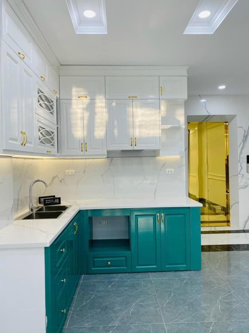 BÁN NHÀ MẶT NGÕ 117 THÁI HÀ, QUẬN ĐỐNG ĐA HÀ NỘI, DIỆN TÍCH 82M, MẶT TIỀN 4,5M , 5 TẦNG, GIÁ CHỈ 16 TỶ