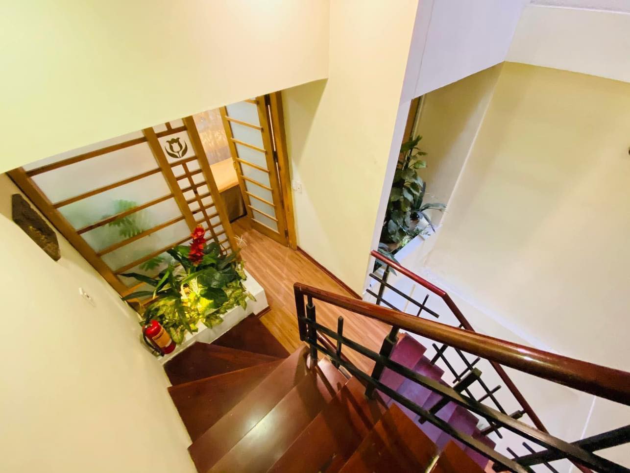 BÁN NHÀ MẶT NGÕ 278 THÁI HÀ, QUẬN ĐỐNG ĐA HÀ NỘI, DIỆN TÍCH 61M, MẶT TIỀN 4,5M , 6 TẦNG, GIÁ CHỈ 12 TỶ