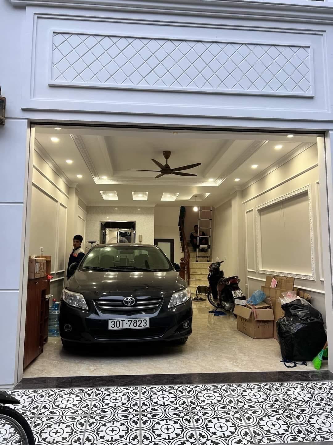 SIÊU PHẨM MP HOÀNG QUỐC VIỆT CẦU GIẤY, SIÊU HIẾM, VỊ TRÍ SIÊU ĐỈNH, KD NHỘN NHỊP 205M/ 78TỶ