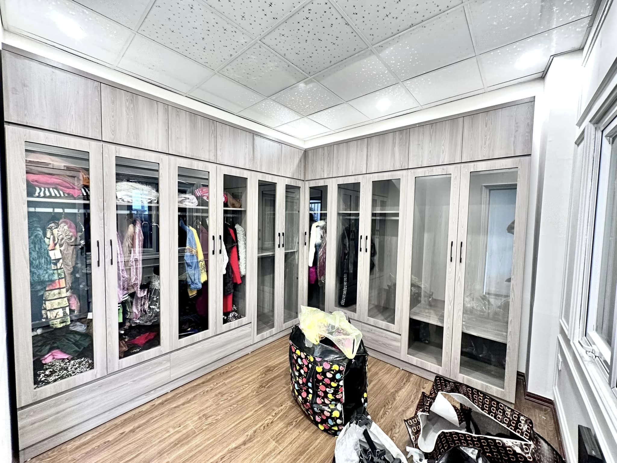 BÁN NHÀ PHỐ BẠCH ĐẰNG-NHÀ ĐẸP Ở NGAY-FULL NỘI THẤT-GẦN PHỐ-TIỆN ÍCH-38M 4xTỶ